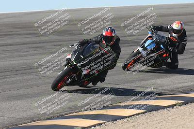 media/Oct-13-2025-Moto Forza (Mon) [[a66d839500]]/3-B Group/Session 2 (Bowl)/